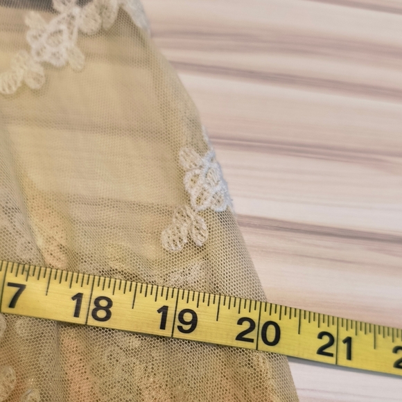 Gimmicks by BKE Boho Western Embroidered Lace Open Front Mesh Ombre Vest - Picture 6 of 6